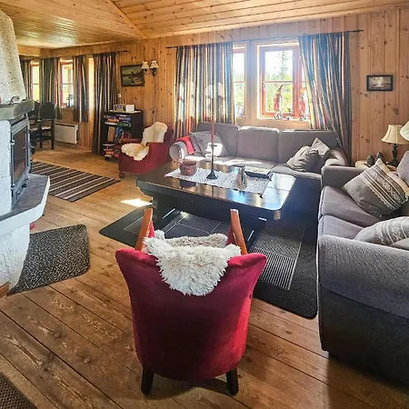 4 Bedroom Stunning In