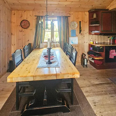 Vakantiehuis 4 Bedroom Stunning In *