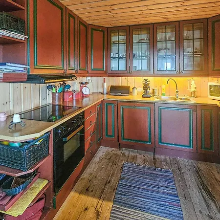 4 Bedroom Stunning In * Tuddal