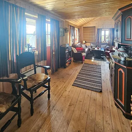 4 Bedroom Stunning In Tuddal