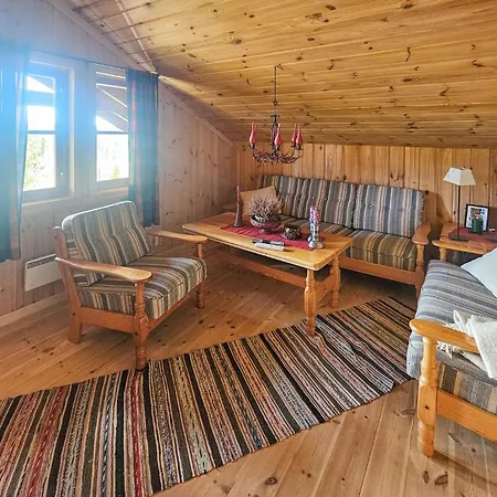 4 Bedroom Stunning In Holiday home *