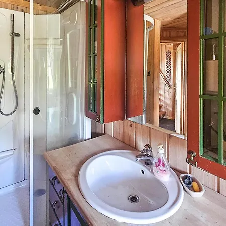 4 Bedroom Stunning In Casa de Férias *
