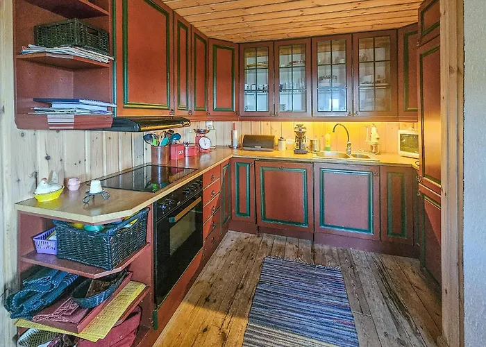 4 Bedroom Stunning In * Tuddal